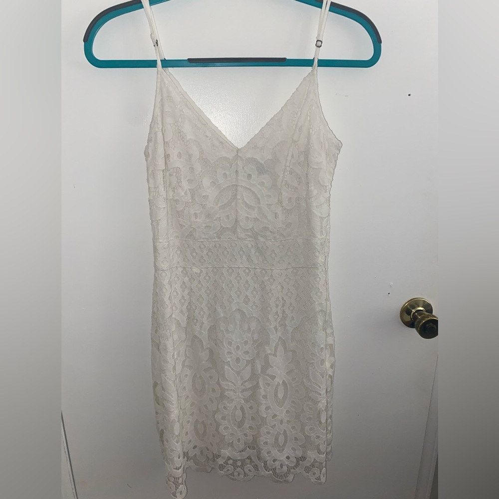 White lace Abercrombie and fitch dress